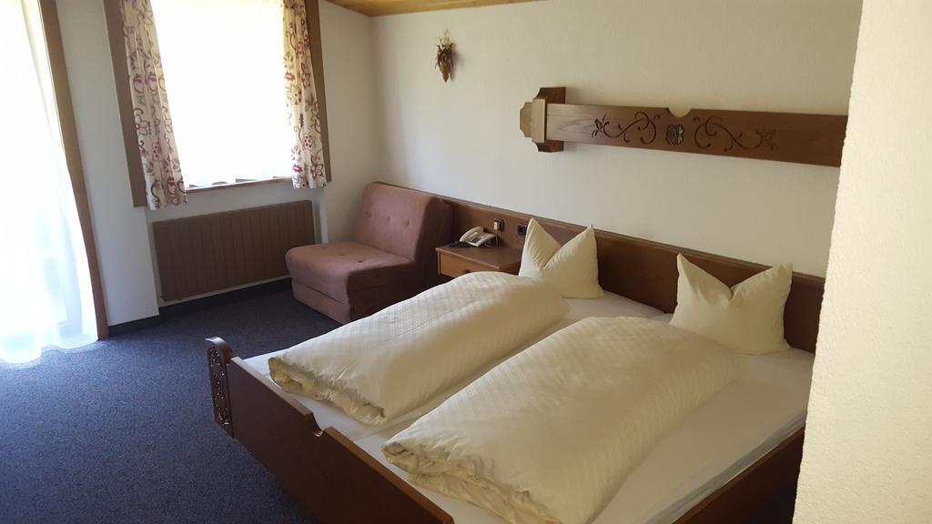 Hotel Garni ワース エクステリア 写真